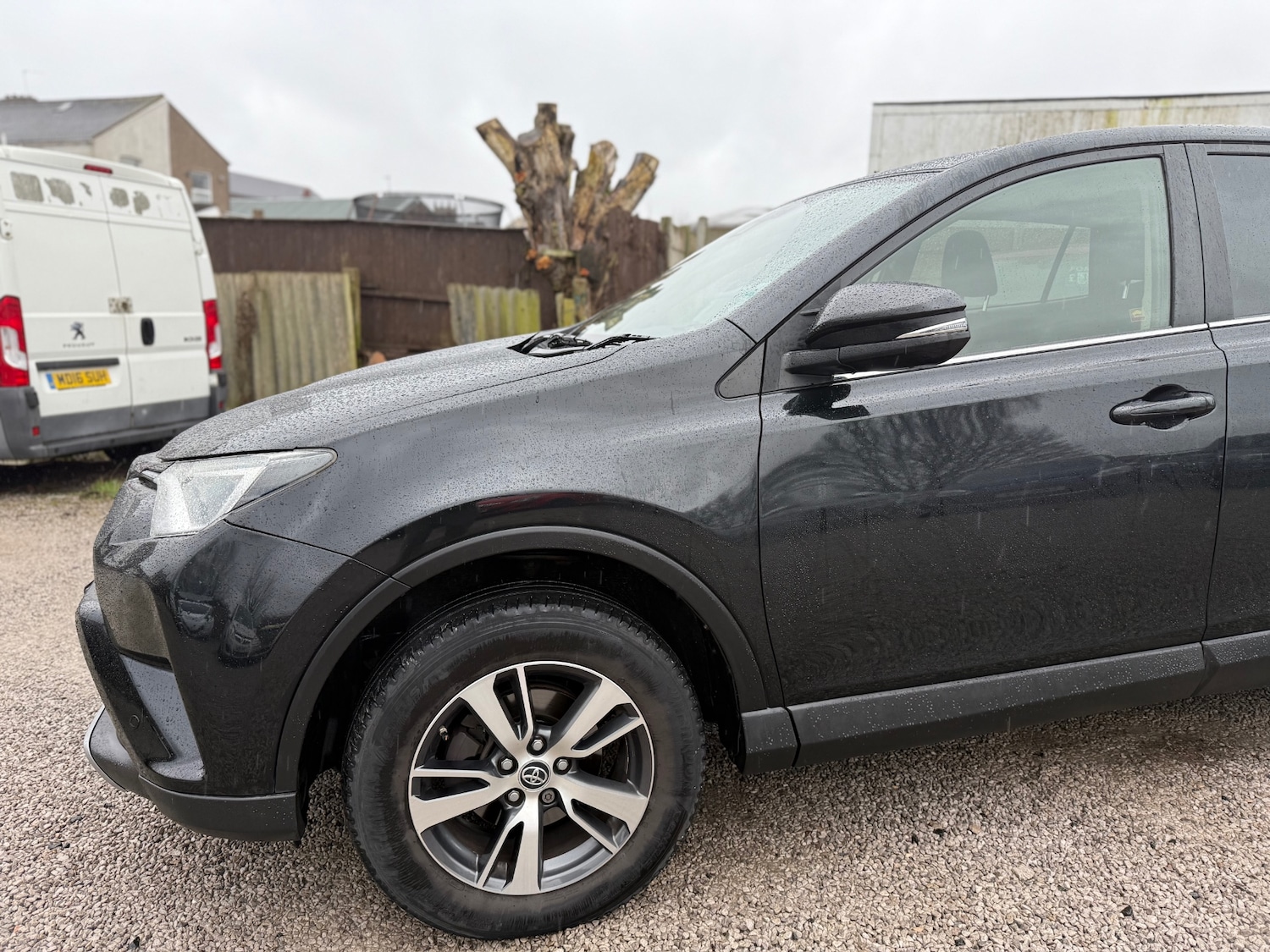 Used Toyota RAV4 2016 for sale - 77300692: Photo 32