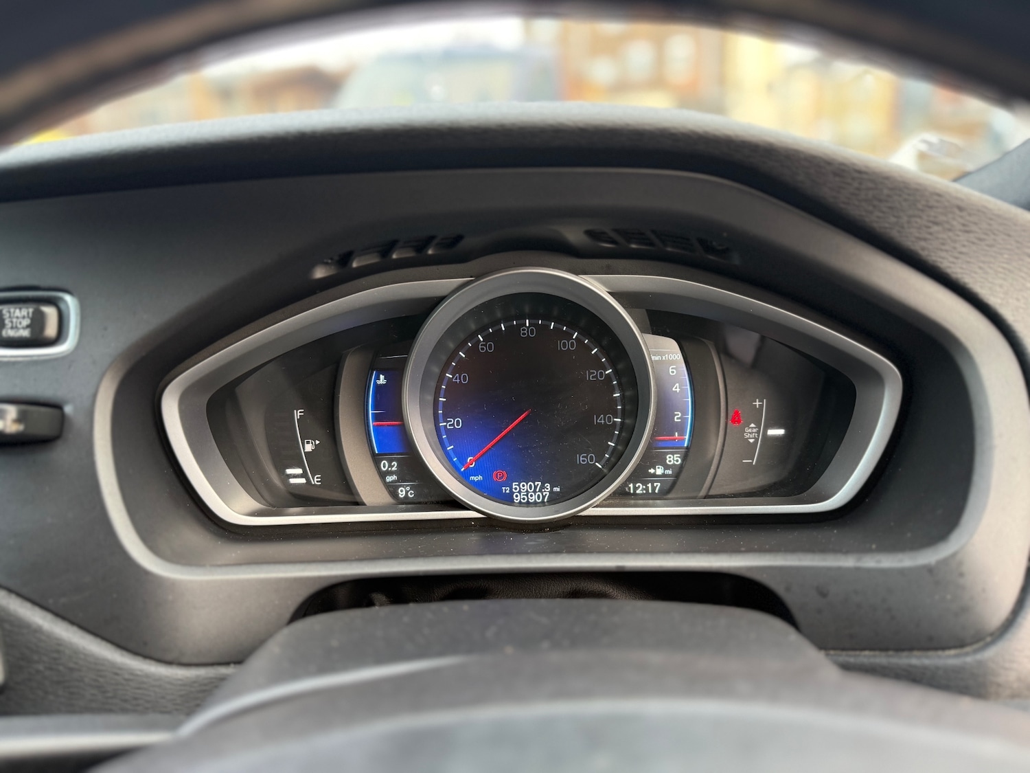 Used Volvo V40 2015 for sale - 76919438: Photo 17