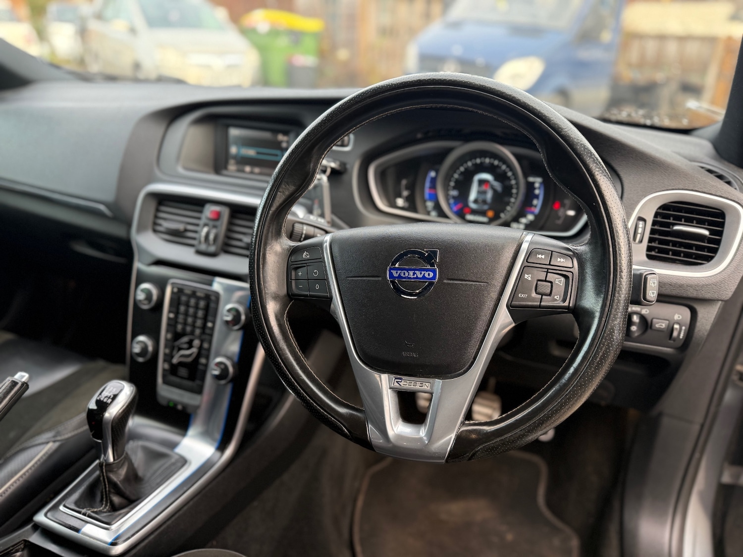 Used Volvo V40 2015 for sale - 76919438: Photo 20