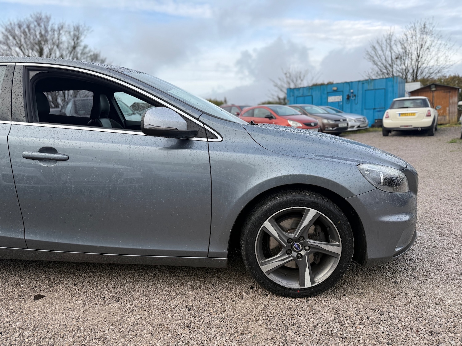 Used Volvo V40 2015 for sale - 76919438: Photo 28