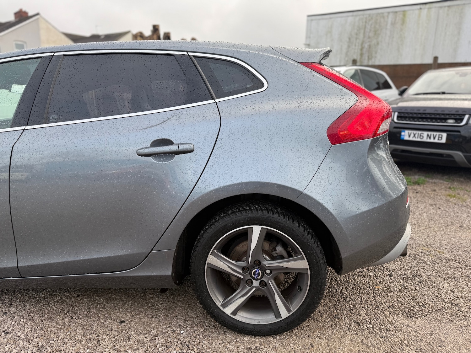Used Volvo V40 2015 for sale - 76919438: Photo 36