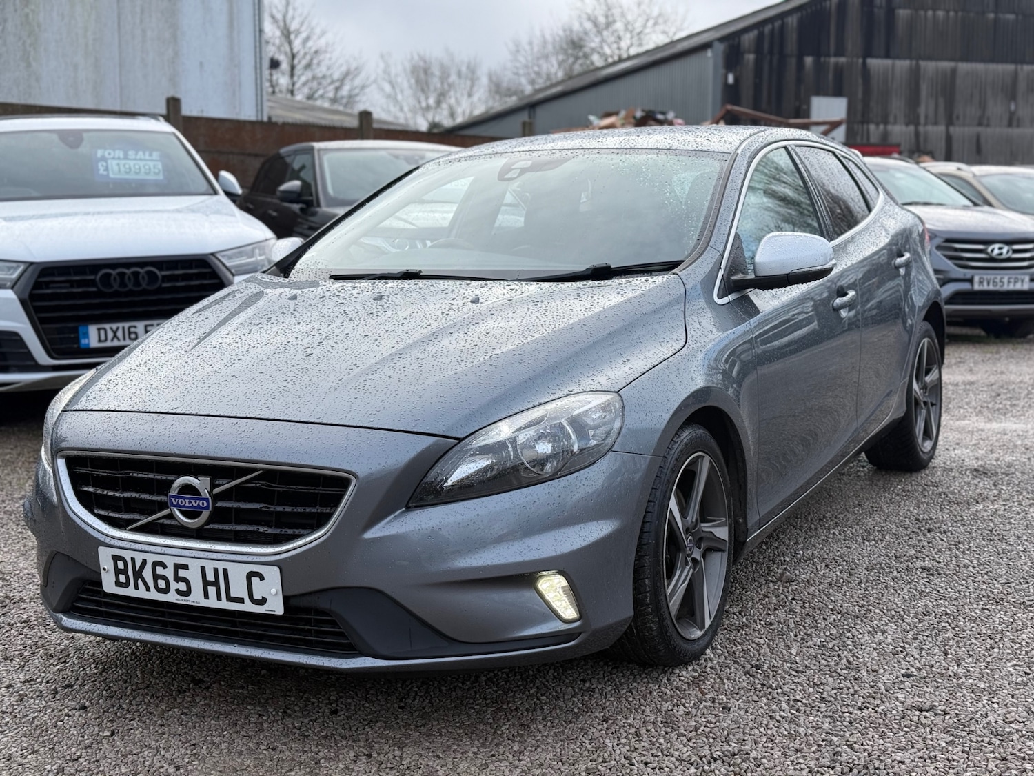 Used Volvo V40 2015 for sale - 76919438: Photo 41