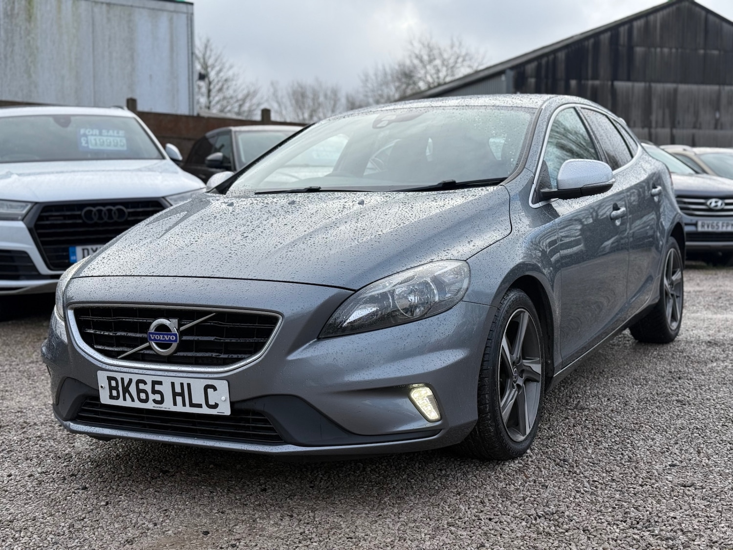 Used Volvo V40 2015 for sale - 76919438: Photo 42