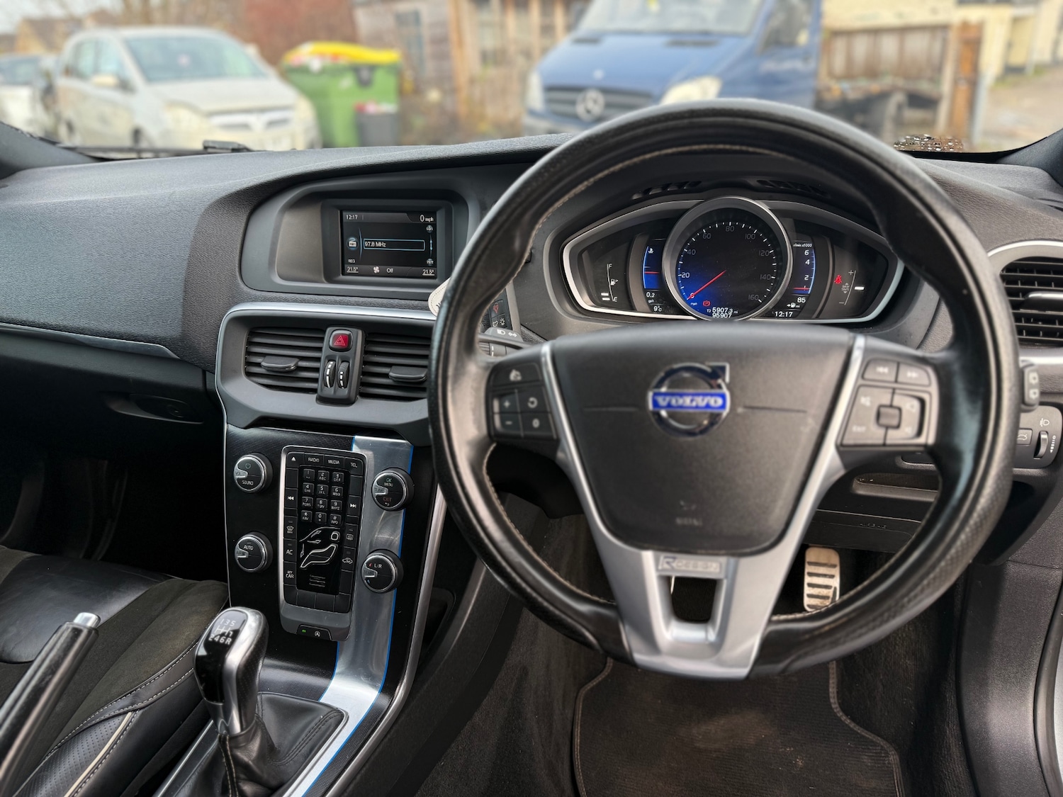 Used Volvo V40 2015 for sale - 76919438: Photo 51