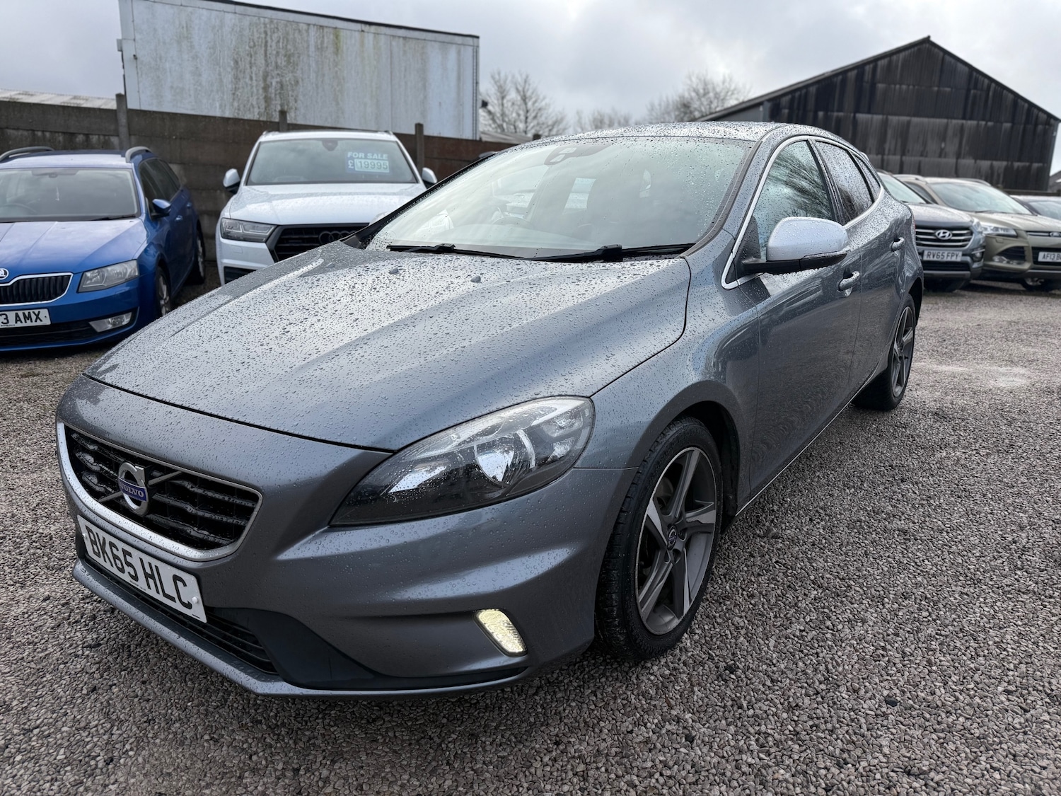 Used Volvo V40 2015 for sale - 76919438: Photo 8