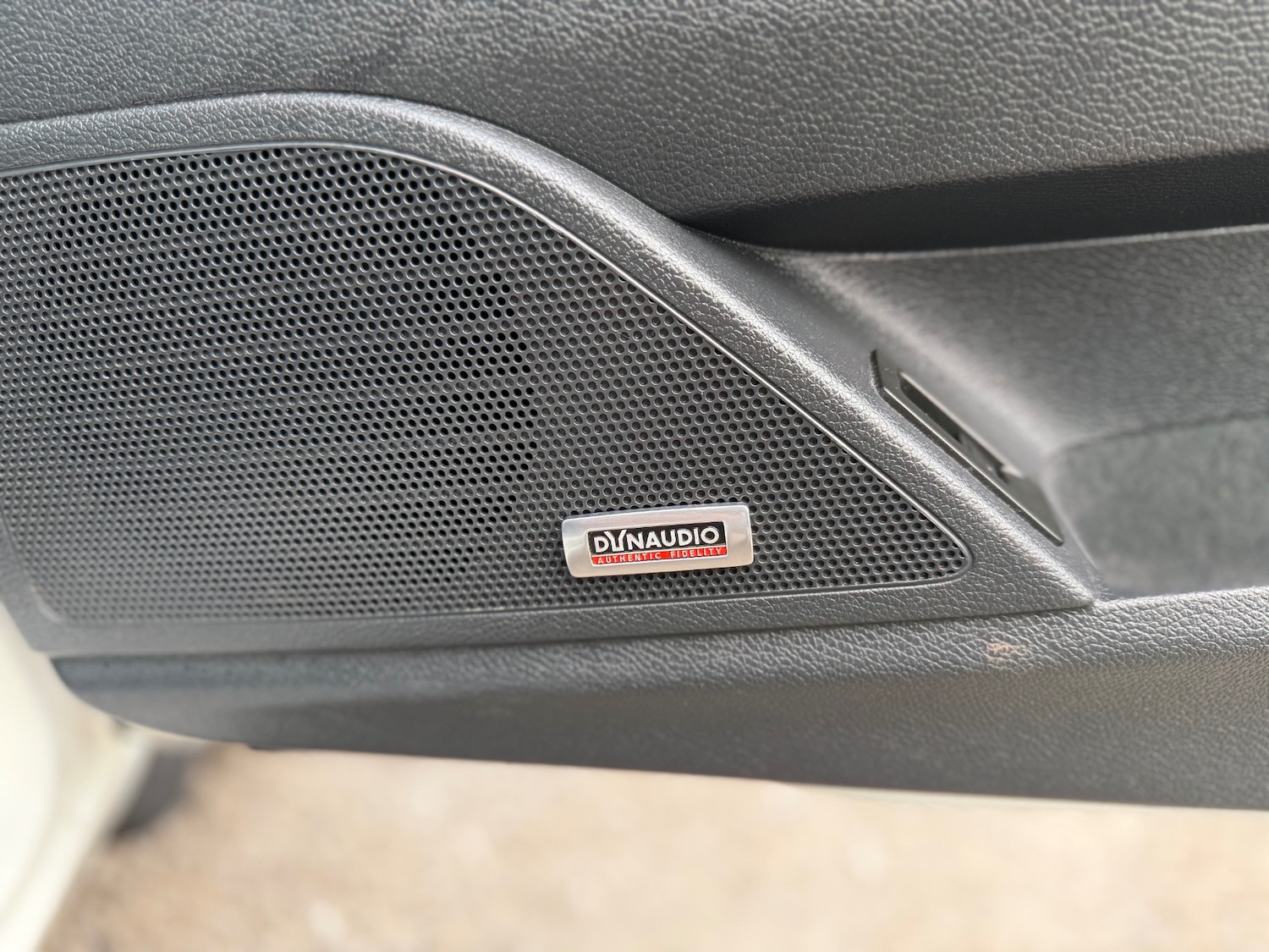 Used Volkswagen Scirocco 2010 for sale - 77482675: Photo 13