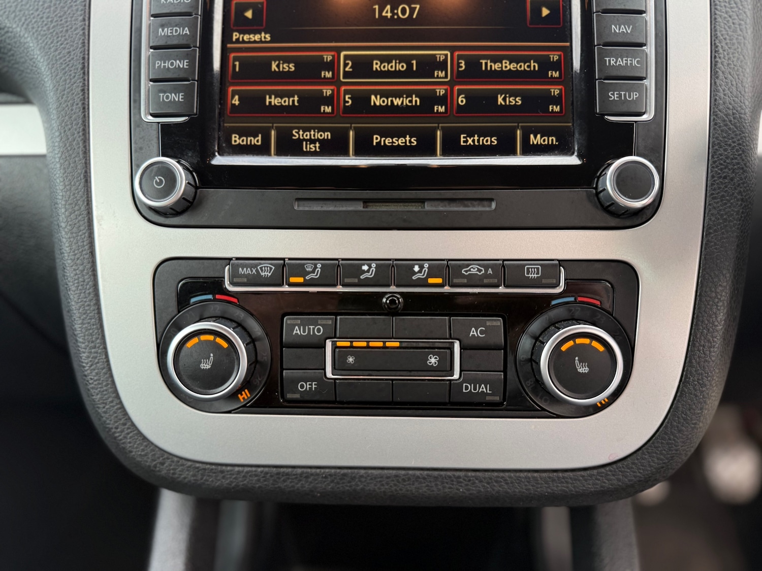 Used Volkswagen Scirocco 2010 for sale - 77482675: Photo 41