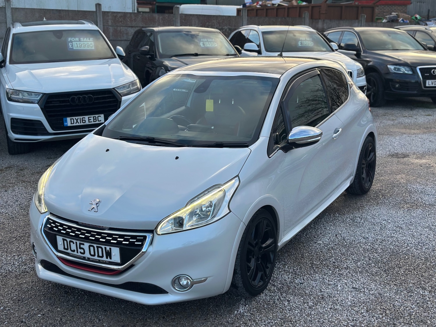 Used Peugeot 208 2015 for sale - 76895646: Photo 10