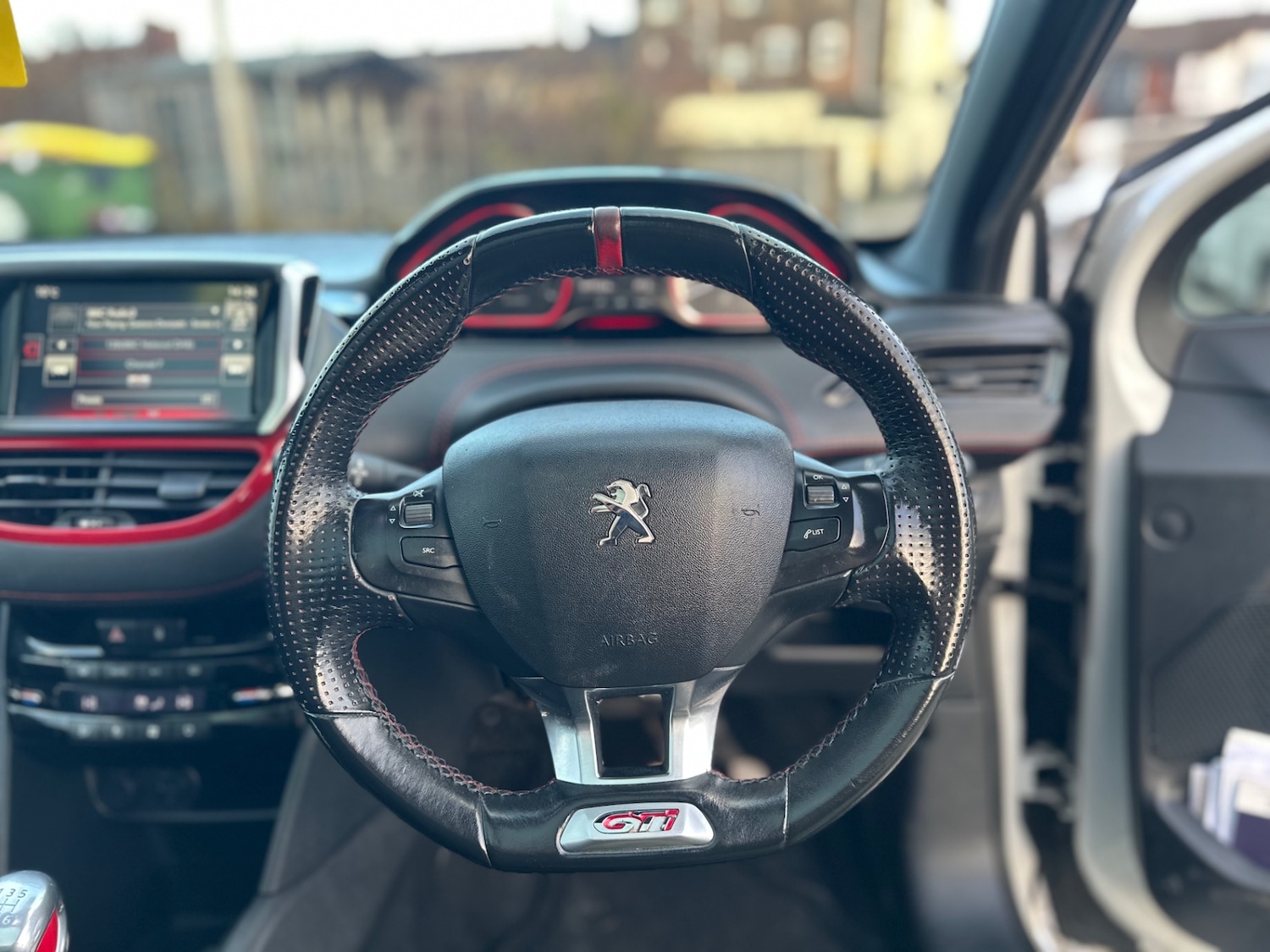 Used Peugeot 208 2015 for sale - 76895646: Photo 18