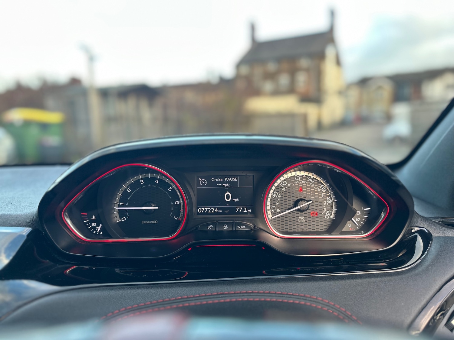 Used Peugeot 208 2015 for sale - 76895646: Photo 19