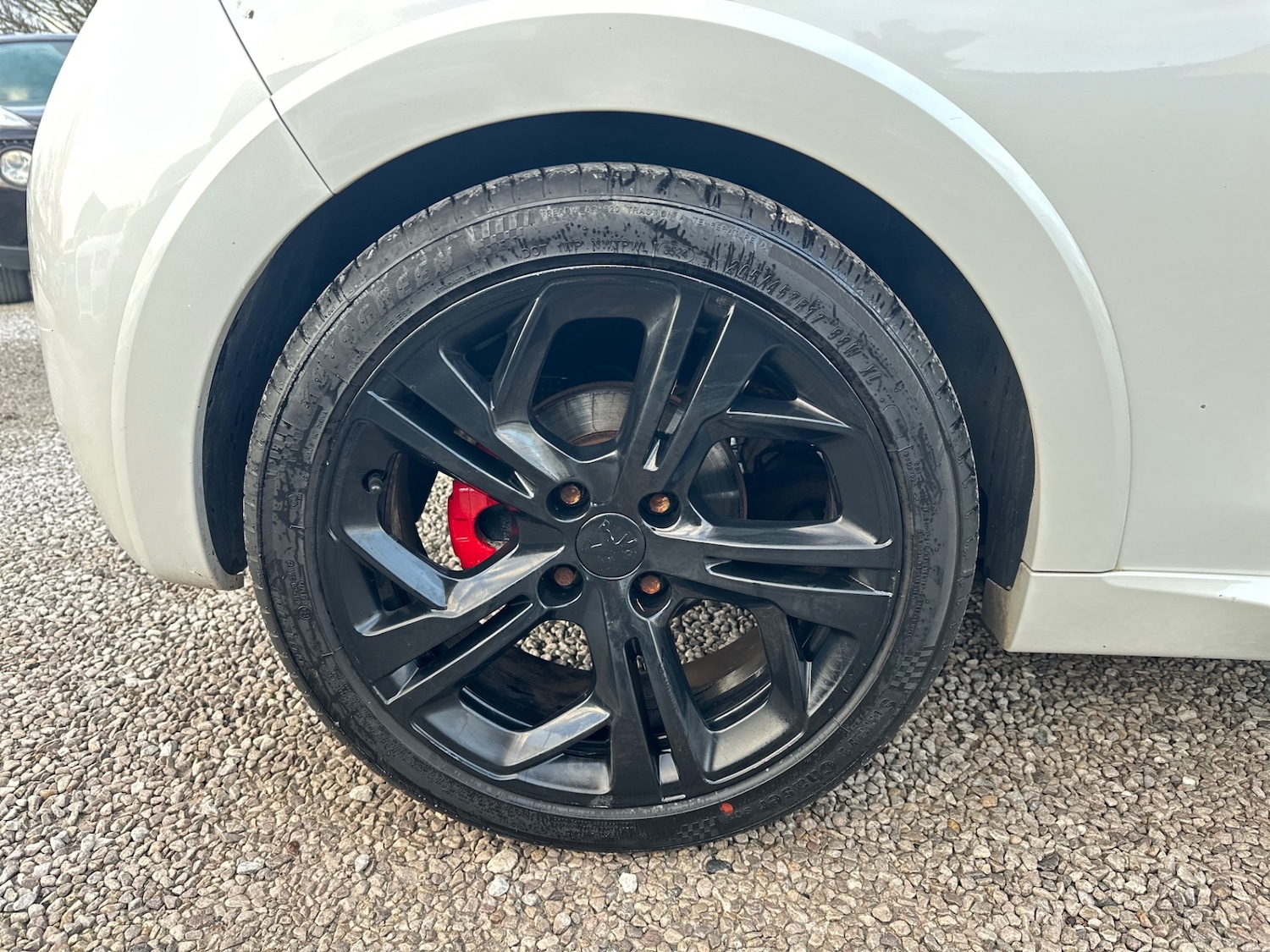 Used Peugeot 208 2015 for sale - 76895646: Photo 26