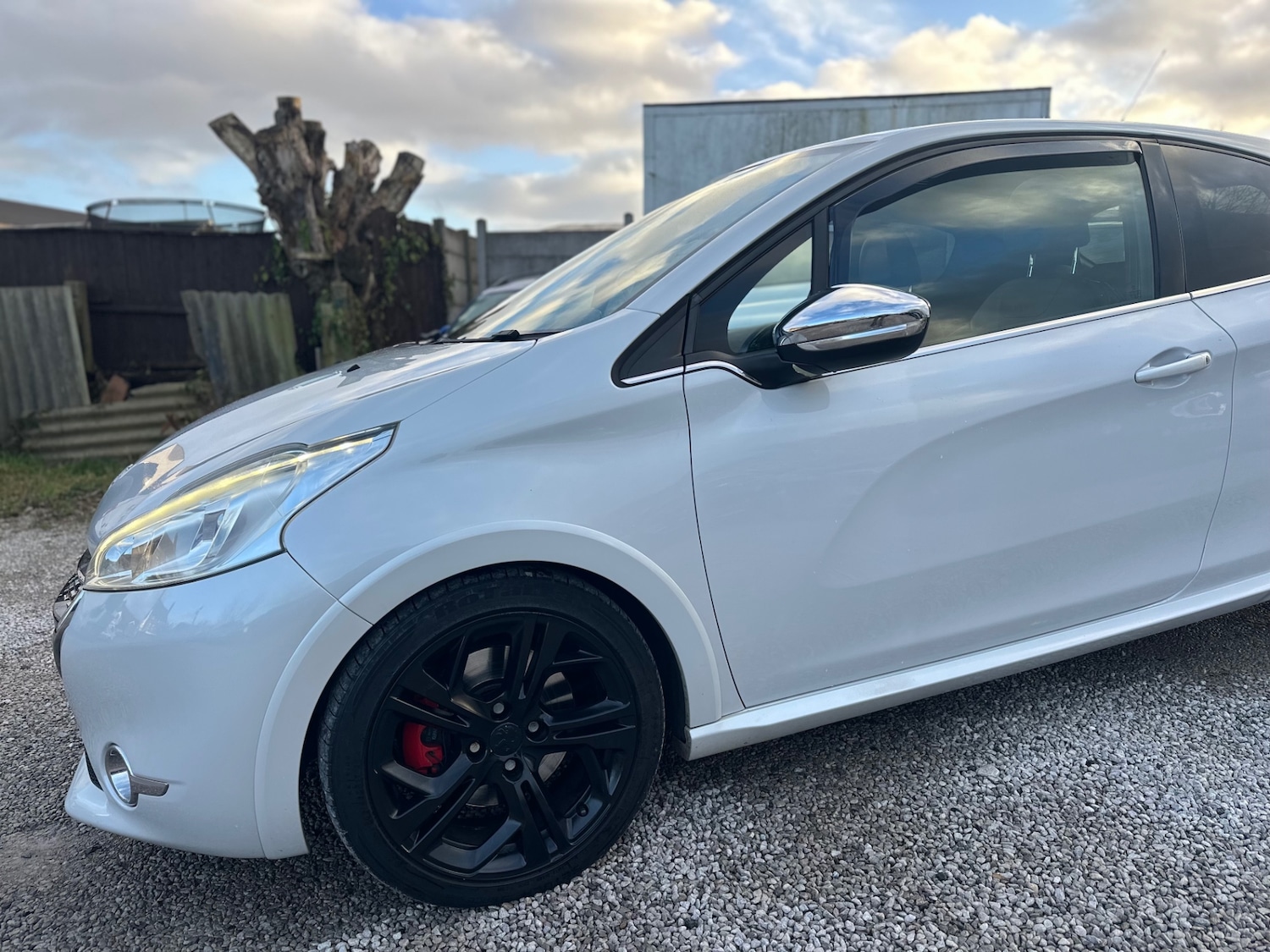 Used Peugeot 208 2015 for sale - 76895646: Photo 35