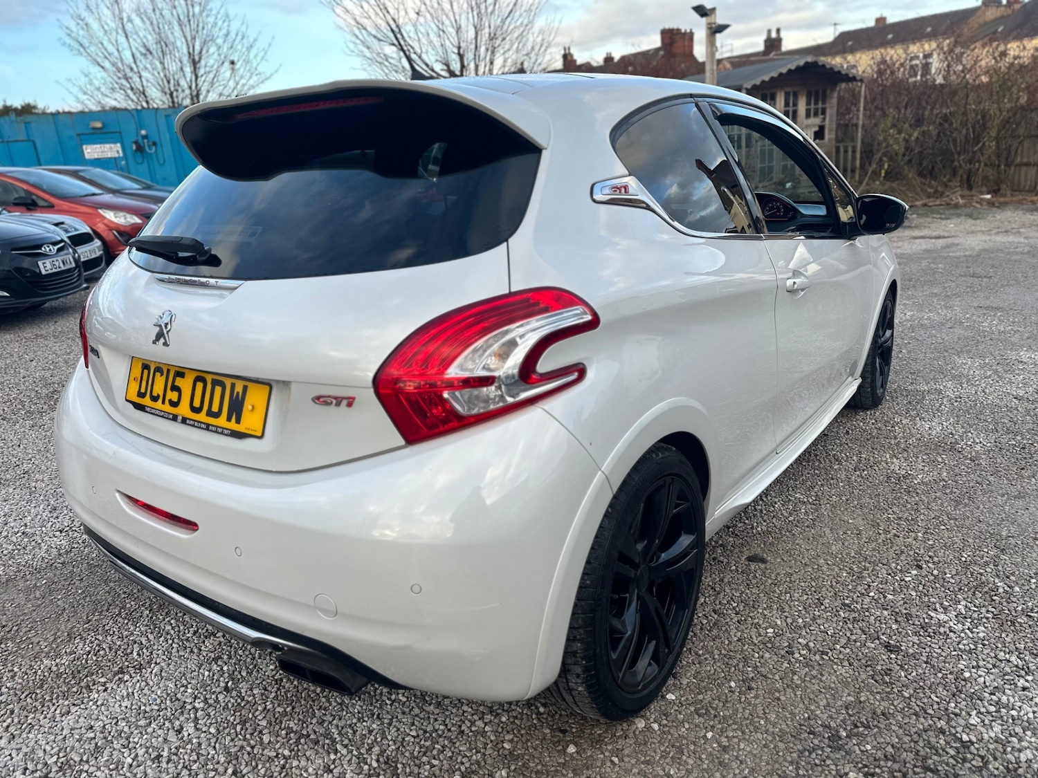 Used Peugeot 208 2015 for sale - 76895646: Photo 4