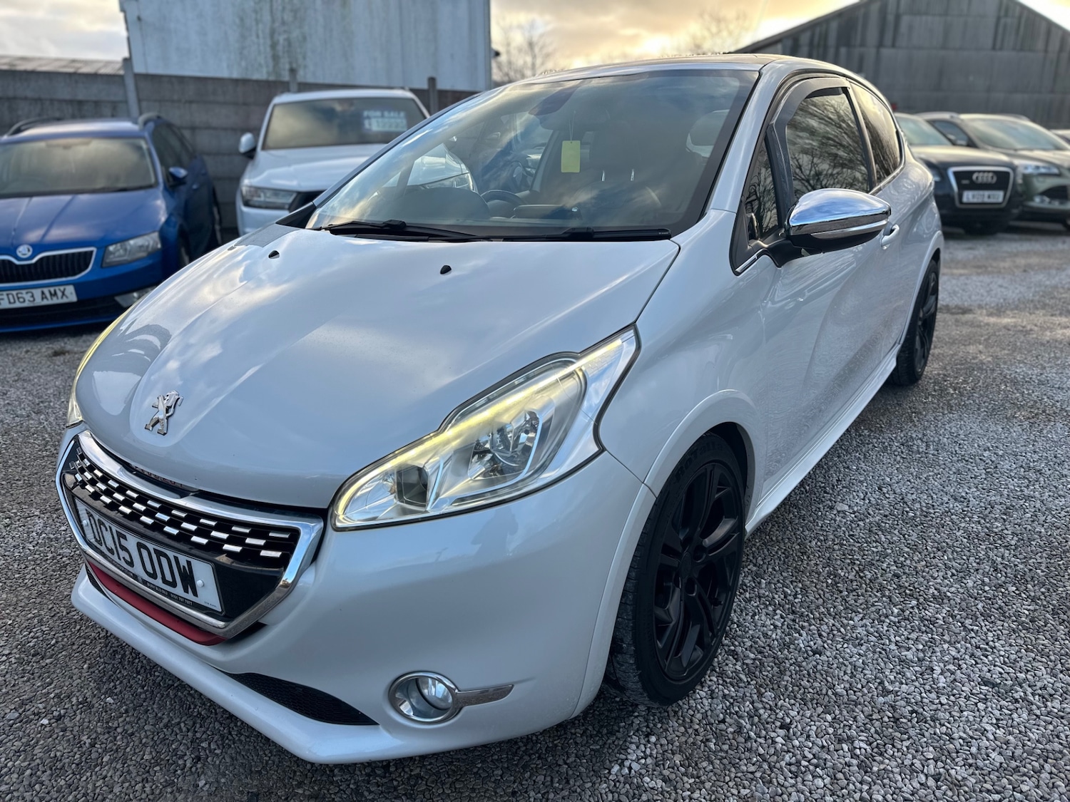 Used Peugeot 208 2015 for sale - 76895646: Photo 9