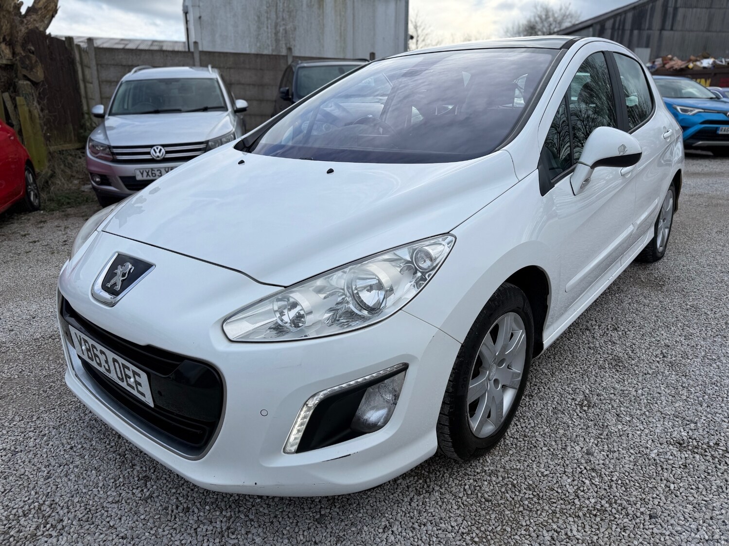 Used Peugeot 308 2013 for sale - 77731154: Photo 8