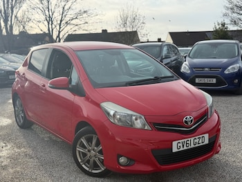 Used Toyota Yaris 2011 for sale - 77636258: Photo