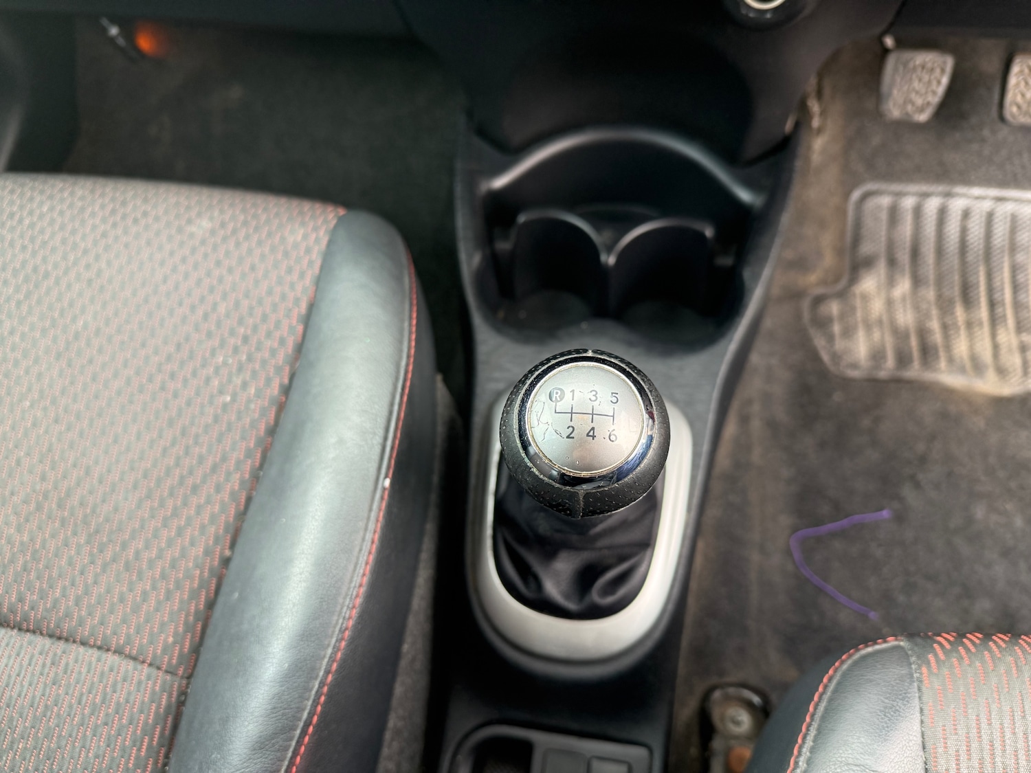 Used Toyota Yaris 2011 for sale - 77636258: Photo 20