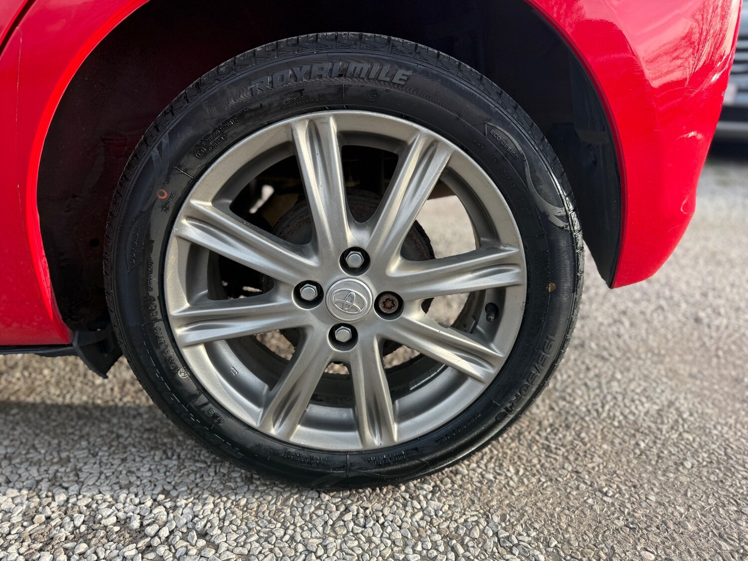 Used Toyota Yaris 2011 for sale - 77636258: Photo 33