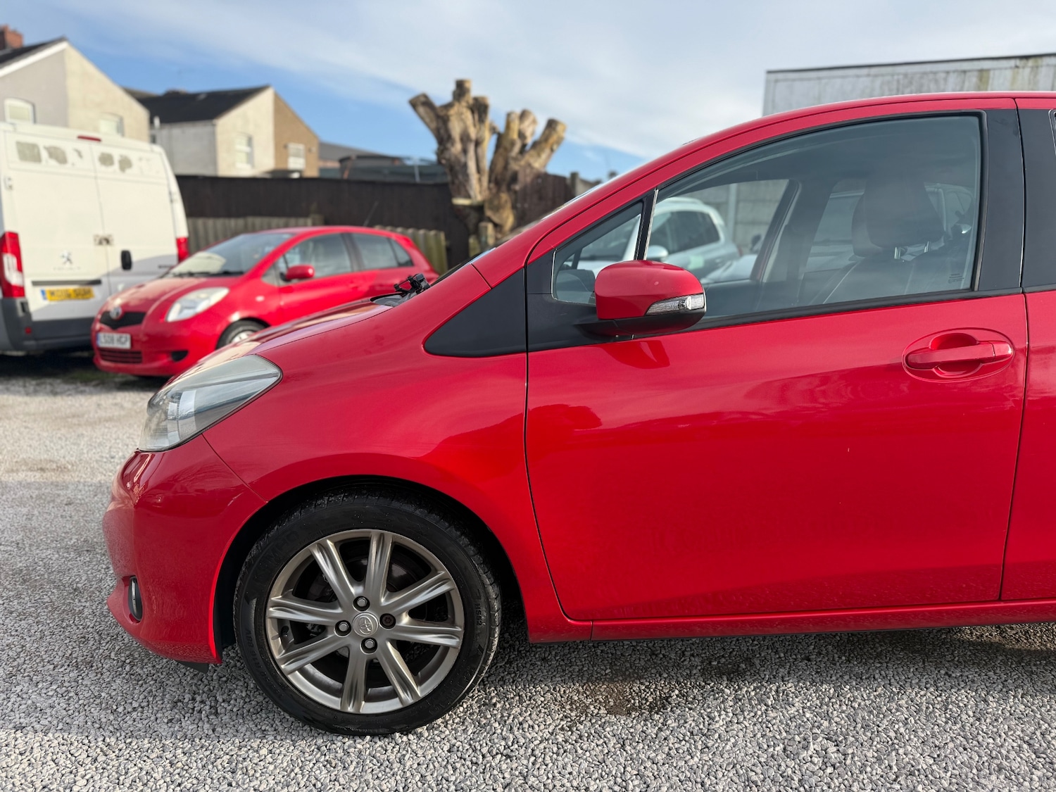 Used Toyota Yaris 2011 for sale - 77636258: Photo 34