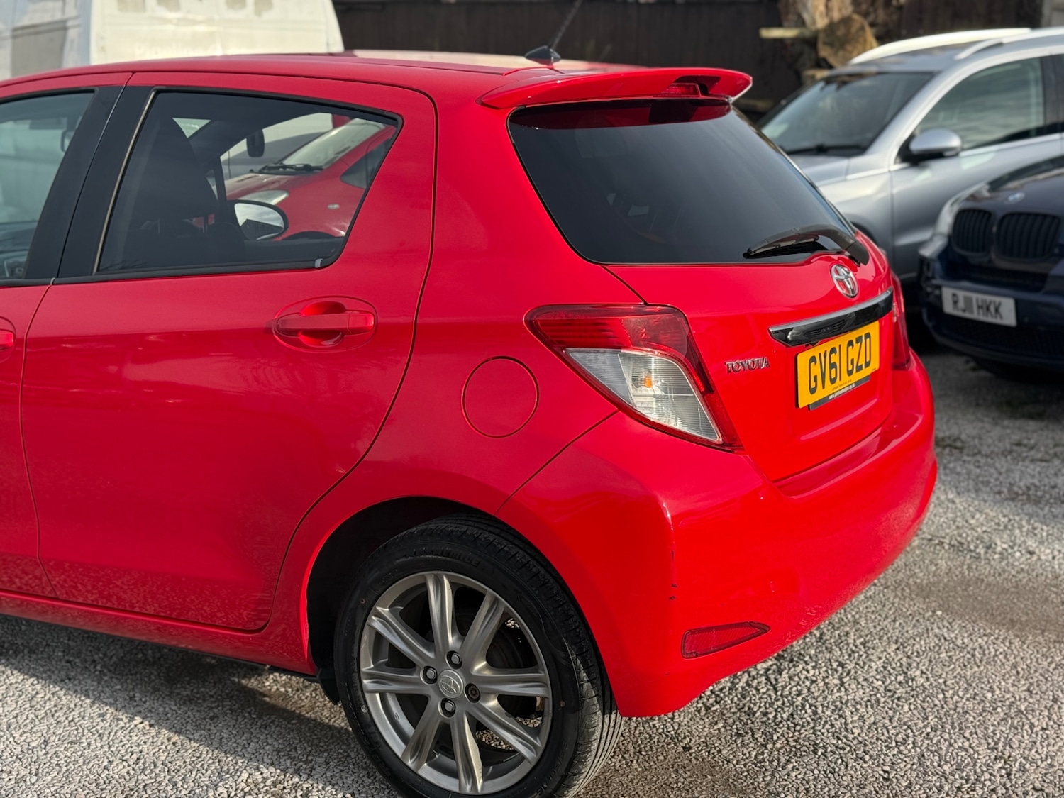 Used Toyota Yaris 2011 for sale - 77636258: Photo 42