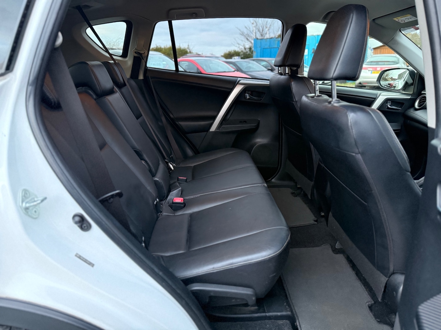 Used Toyota RAV4 2014 for sale - 77079282: Photo 10