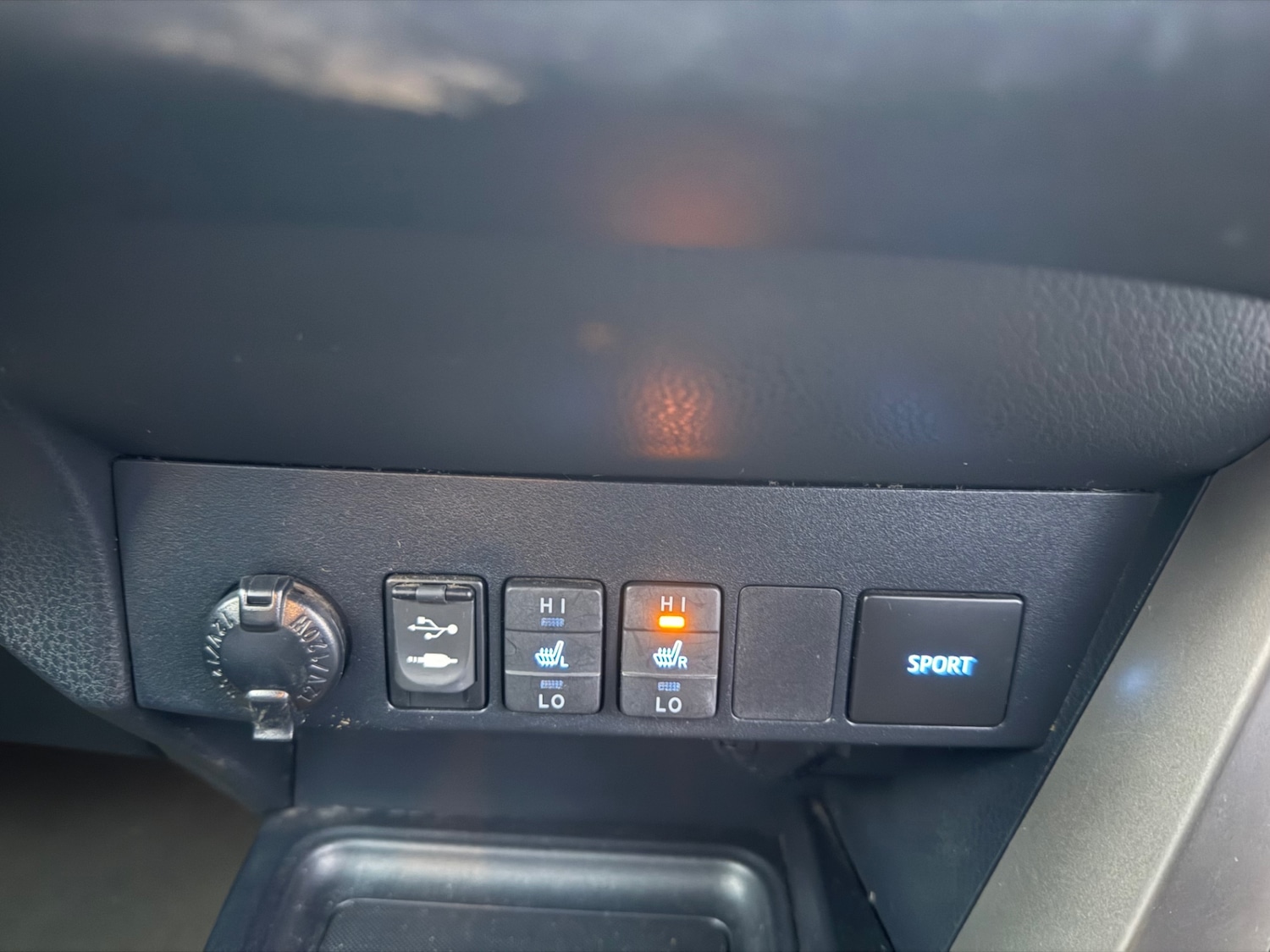 Used Toyota RAV4 2014 for sale - 77079282: Photo 17