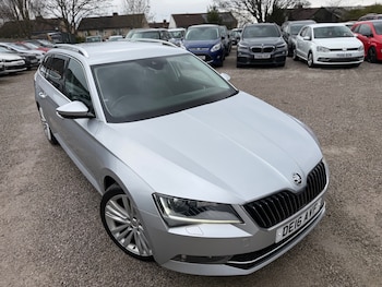 Used Skoda Superb 2016 for sale - 77607204: Photo