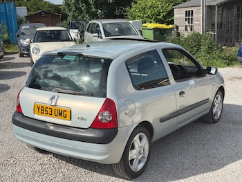Used Renault Clio 2004 for sale - 78682158: Photo