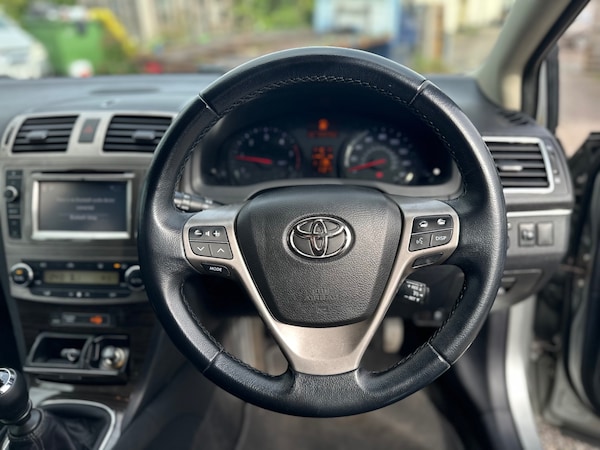 Used Toyota Avensis 2012 for sale - 76171815: Photo 18