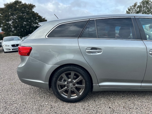 Used Toyota Avensis 2012 for sale - 76171815: Photo 29