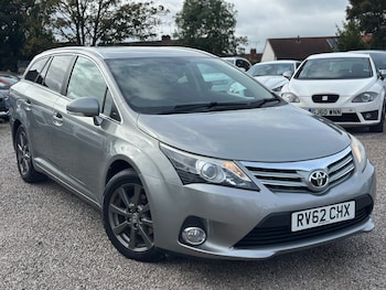 Used Toyota Avensis 2012 for sale - 76171815: Photo 2