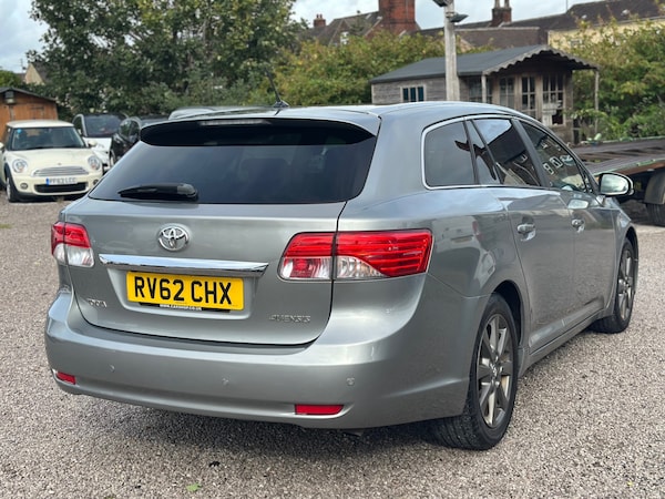 Used Toyota Avensis 2012 for sale - 76171815: Photo 32