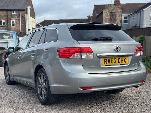 Used Toyota Avensis 2012 for sale - 76171815: Photo 34
