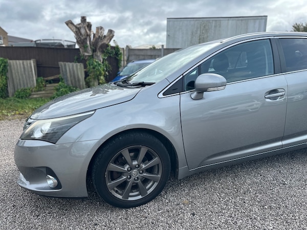 Used Toyota Avensis 2012 for sale - 76171815: Photo 37