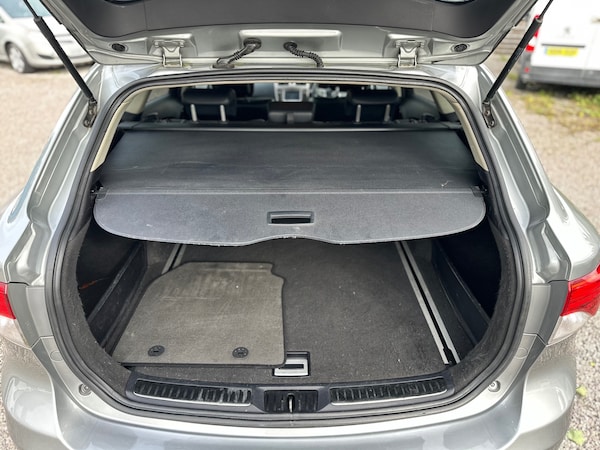 Used Toyota Avensis 2012 for sale - 76171815: Photo 43