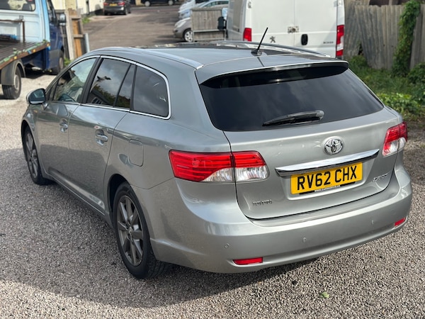 Used Toyota Avensis 2012 for sale - 76171815: Photo 8