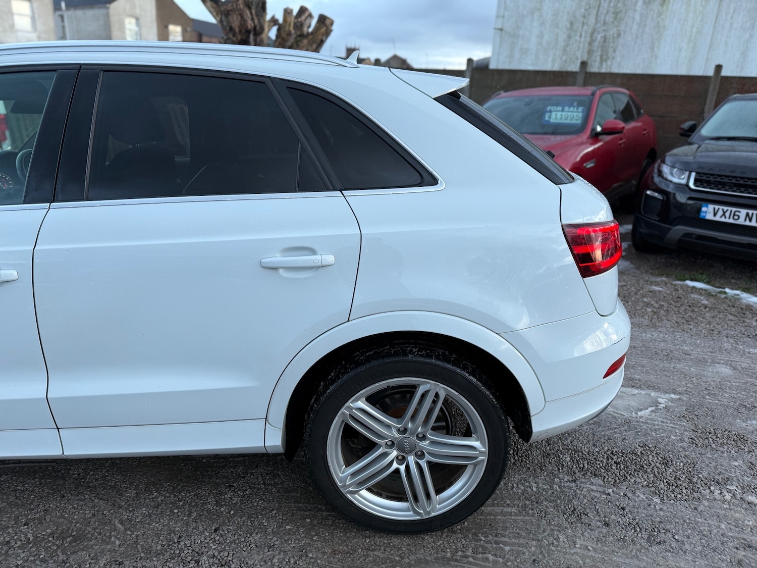 Used Audi Q3 2014 for sale - 77128796: Photo 26