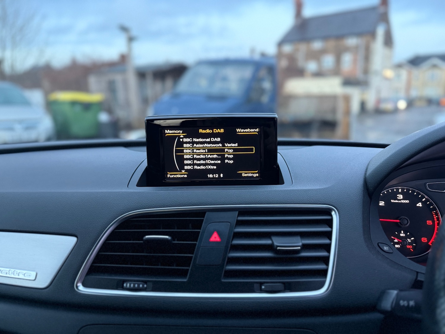 Used Audi Q3 2014 for sale - 77128796: Photo 34