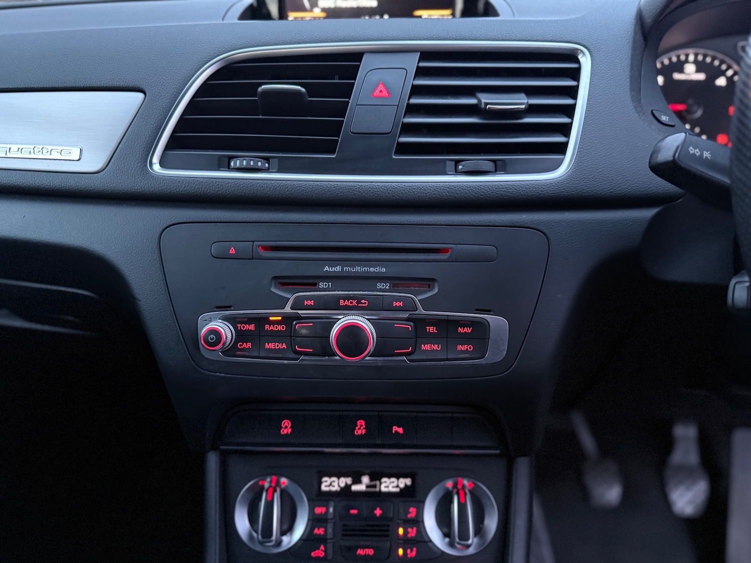 Used Audi Q3 2014 for sale - 77128796: Photo 35