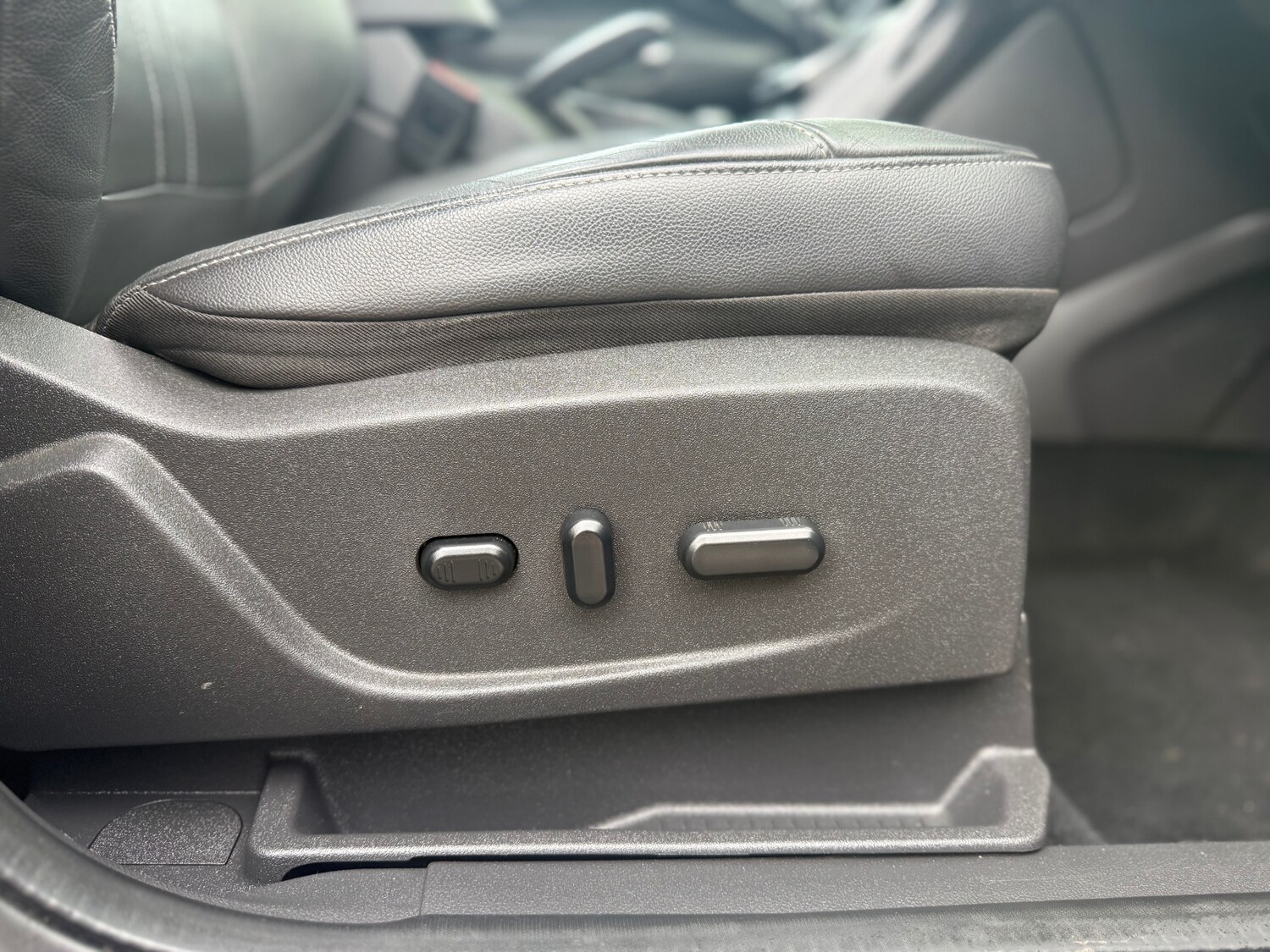 Used Ford Kuga 2014 for sale - 77689577: Photo 55