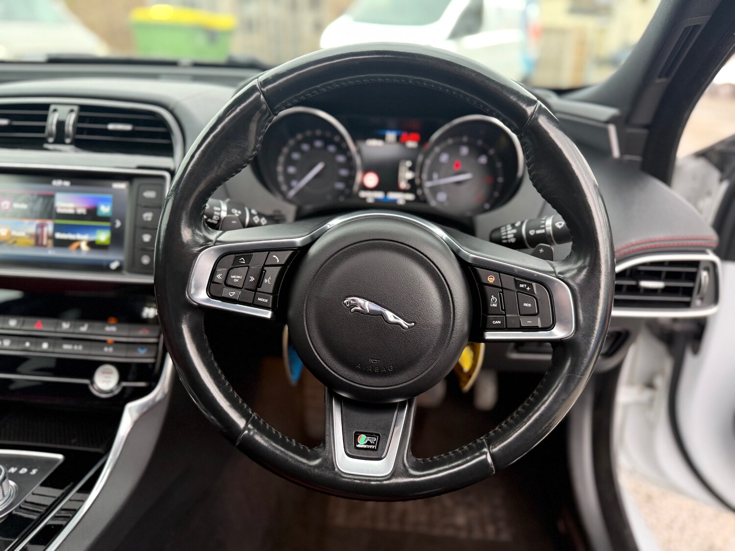 Used Jaguar XE 2015 for sale - 78141630: Photo 19