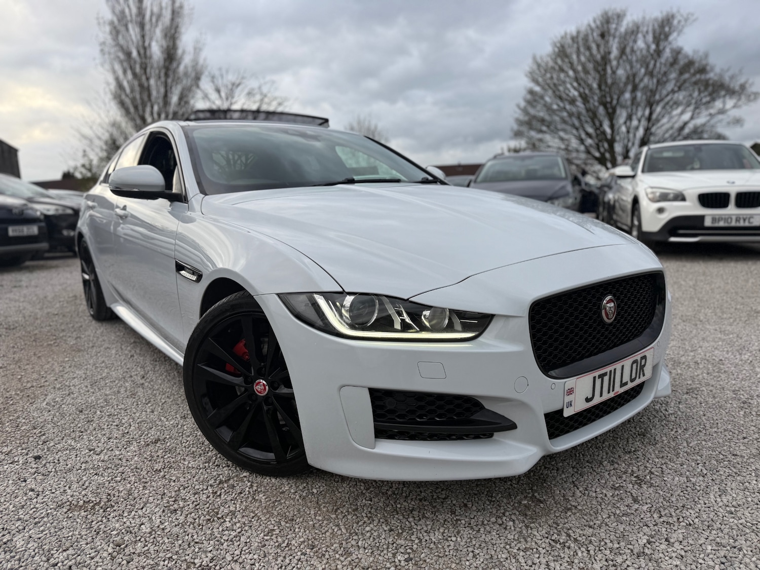 Used Jaguar XE 2015 for sale - 78141630: Photo 3