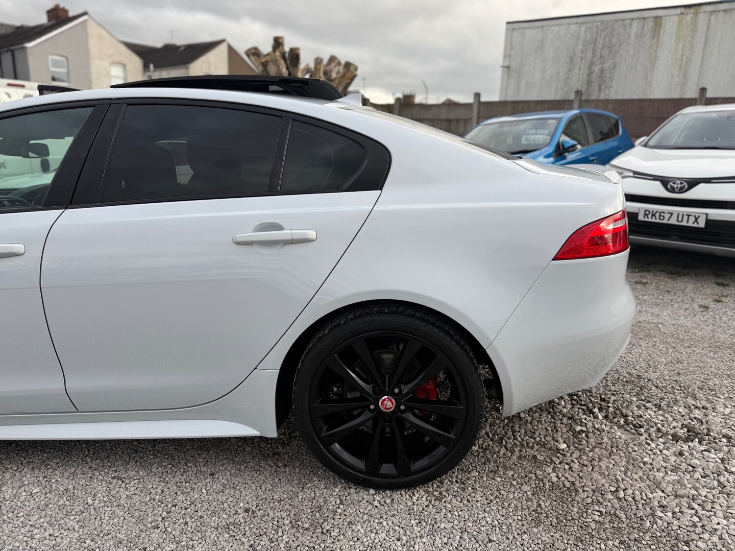 Used Jaguar XE 2015 for sale - 78141630: Photo 34