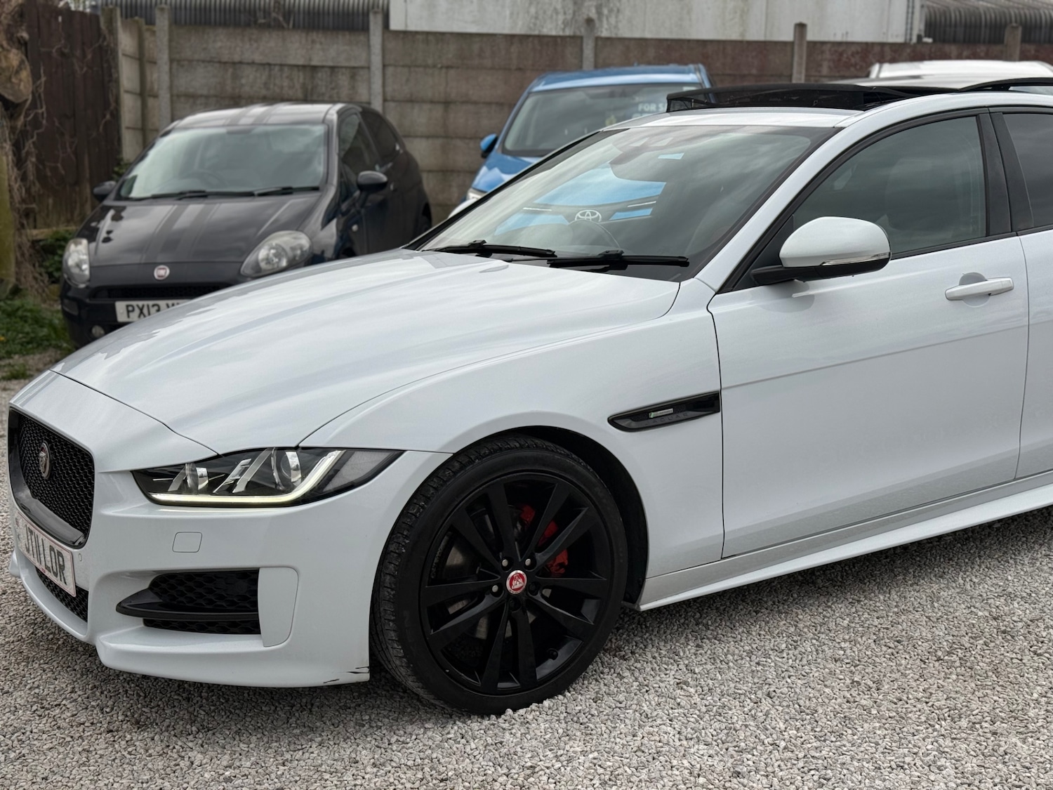 Used Jaguar XE 2015 for sale - 78141630: Photo 44