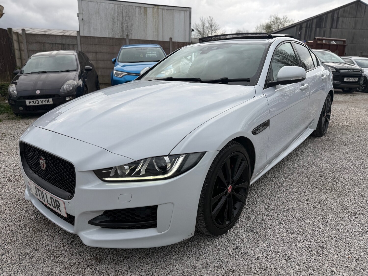 Used Jaguar XE 2015 for sale - 78141630: Photo 8