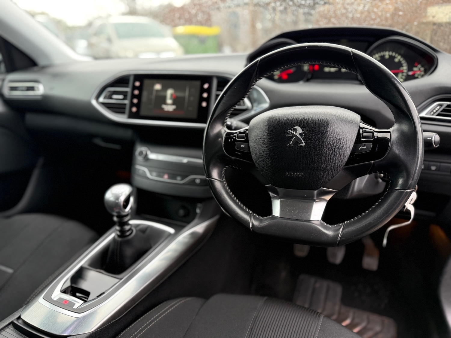 Used Peugeot 308 2014 for sale - 77476581: Photo 14