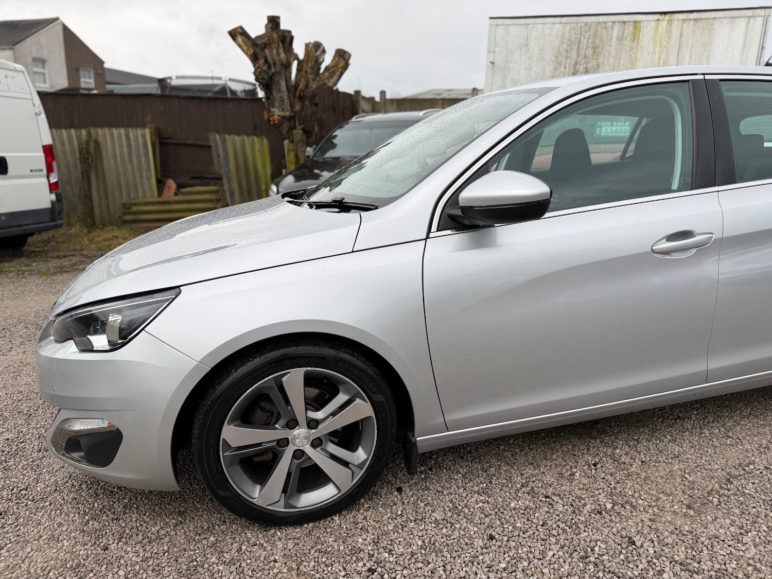 Used Peugeot 308 2014 for sale - 77476581: Photo 30