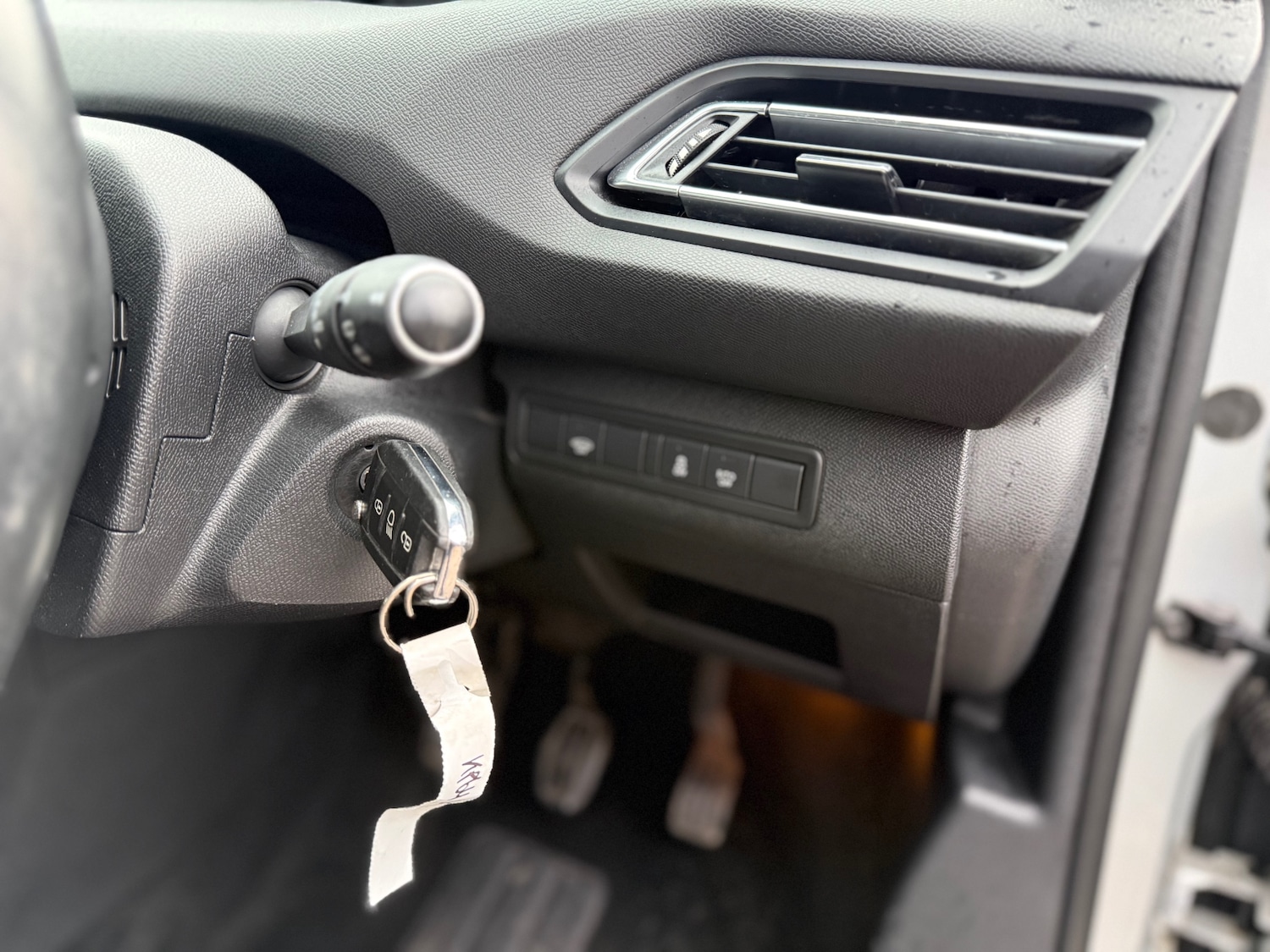 Used Peugeot 308 2014 for sale - 77476581: Photo 38