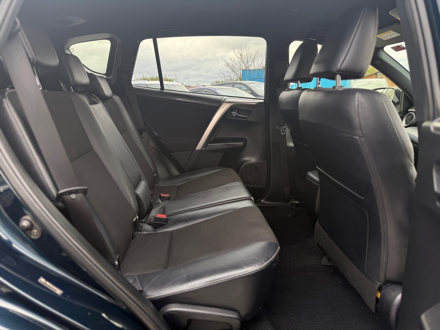 Used Toyota RAV4 2016 for sale - 78014622: Photo 14