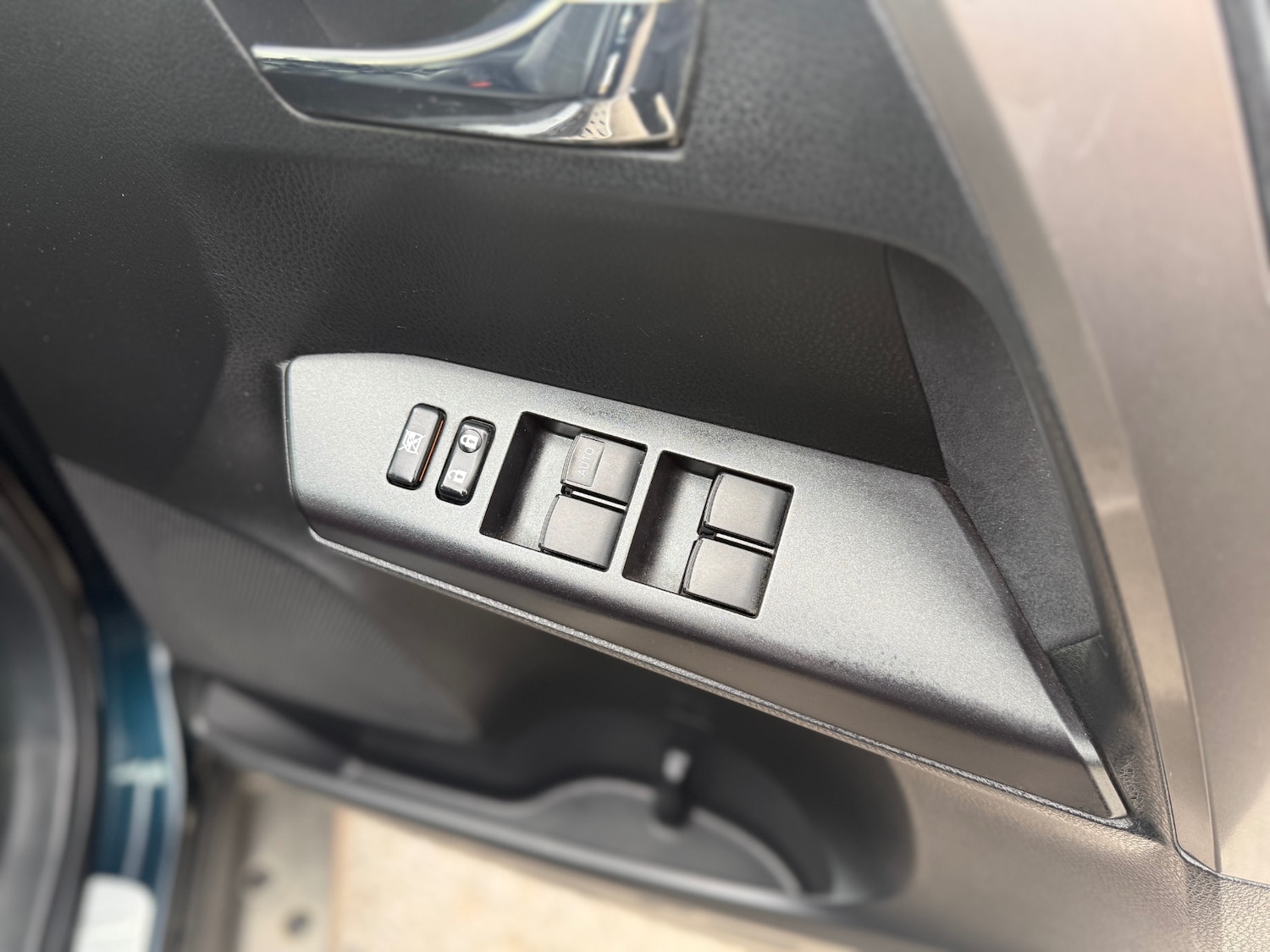 Used Toyota RAV4 2016 for sale - 78014622: Photo 45